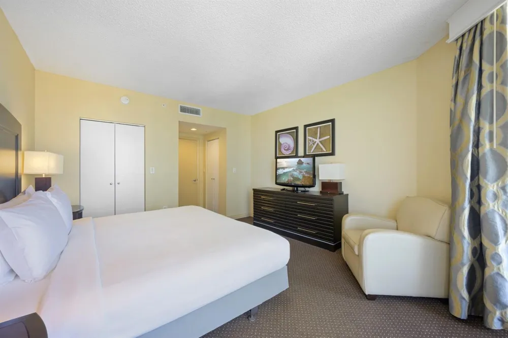 17375 Collins Avenue #2406 Sunny Isles Beach, FL 33160