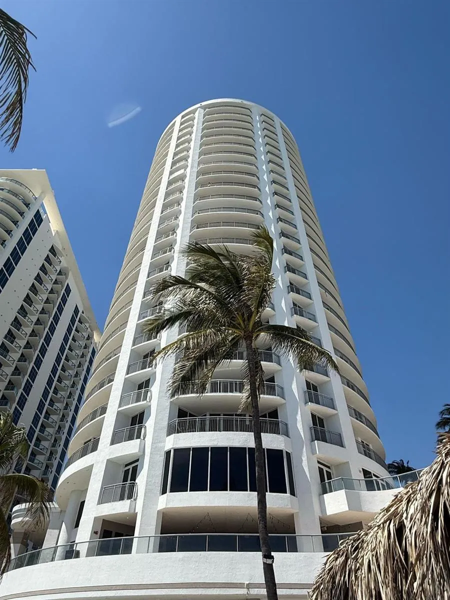 17375 Collins Avenue #2406 Sunny Isles Beach, FL 33160