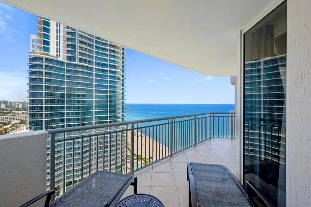 17375 Collins Avenue #2406 Sunny Isles Beach, FL 33160