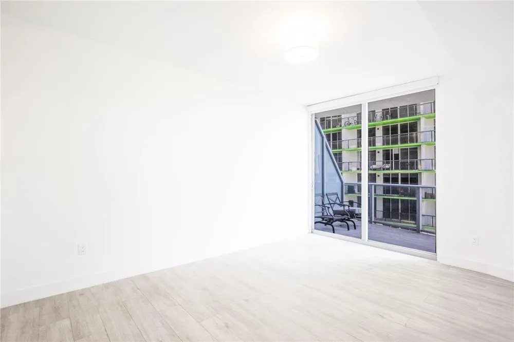 488 NE 18TH STREET #2200 Miami, FL 33132