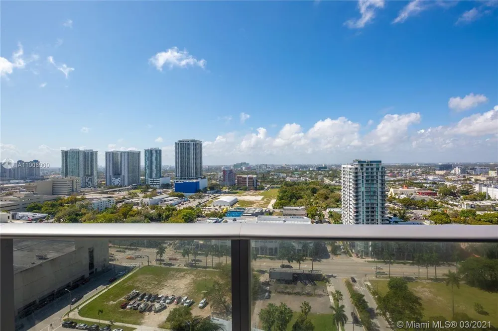 488 NE 18TH STREET #2200 Miami, FL 33132