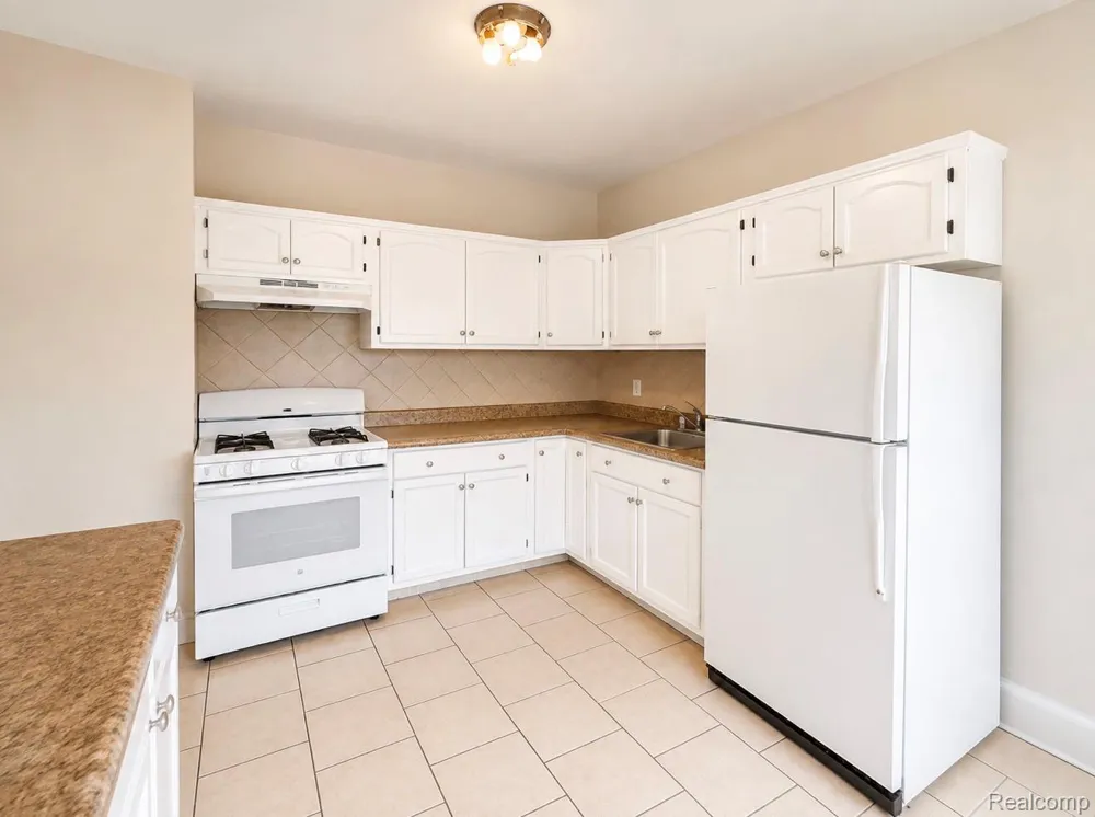 60 Stoner Street River Rouge City, MI 48218