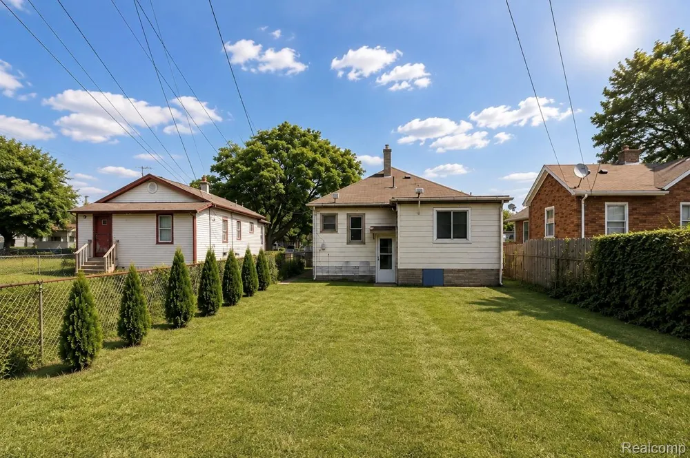 60 Stoner Street River Rouge City, MI 48218