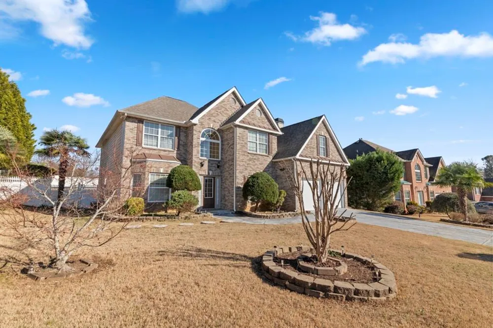 820 Kaitlyn Drive Loganville, GA 30052