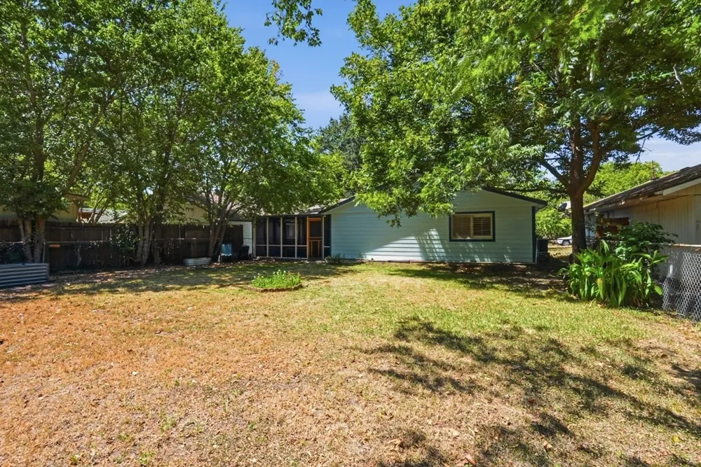 2601 W 5th Corsicana, TX 75110