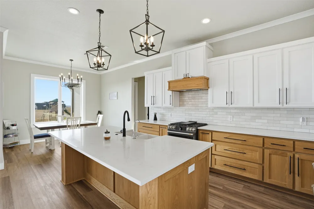 8410 County Road 301 Grandview, TX 76050