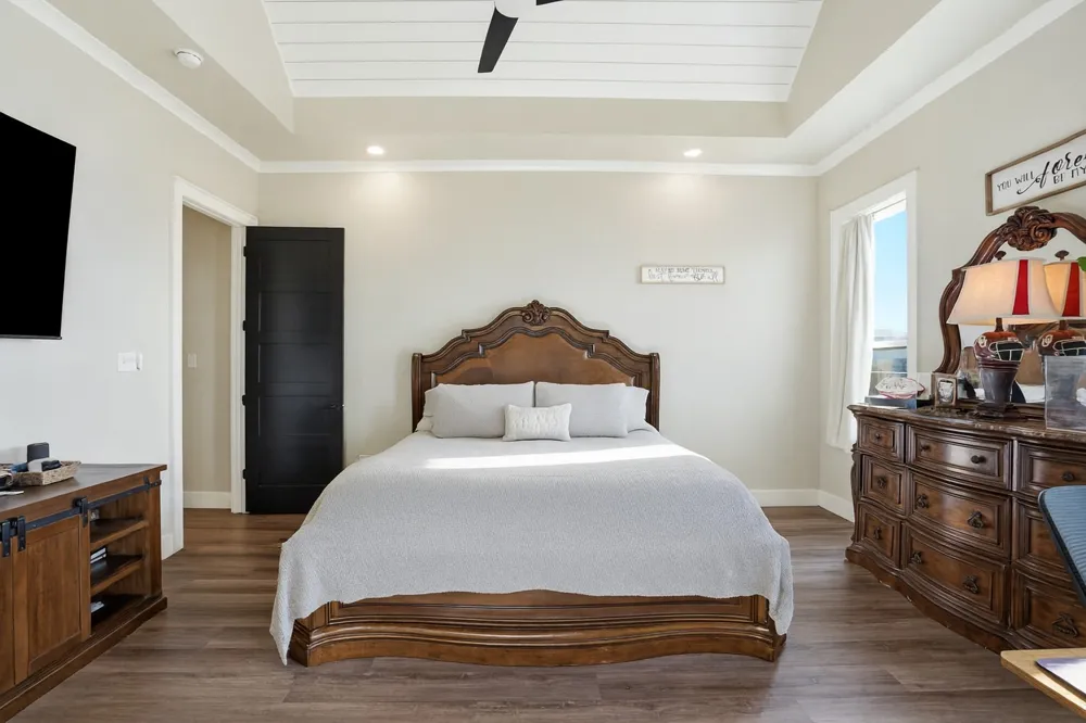 8410 County Road 301 Grandview, TX 76050