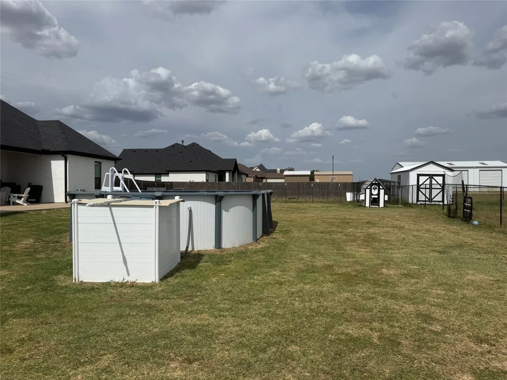 8410 County Road 301 Grandview, TX 76050