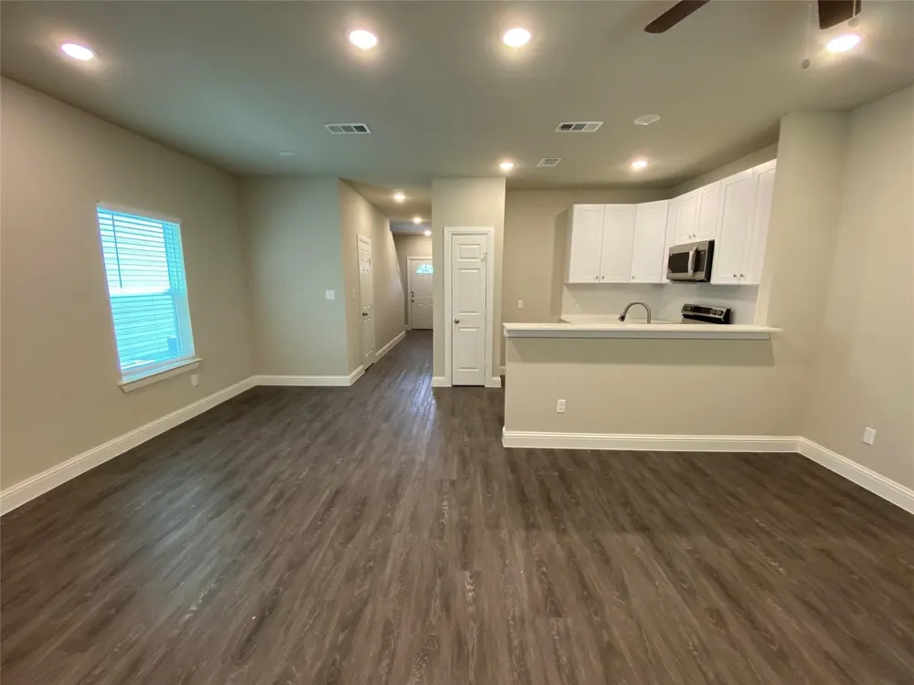 813 W Coffin Street #815 Denison, TX 75020