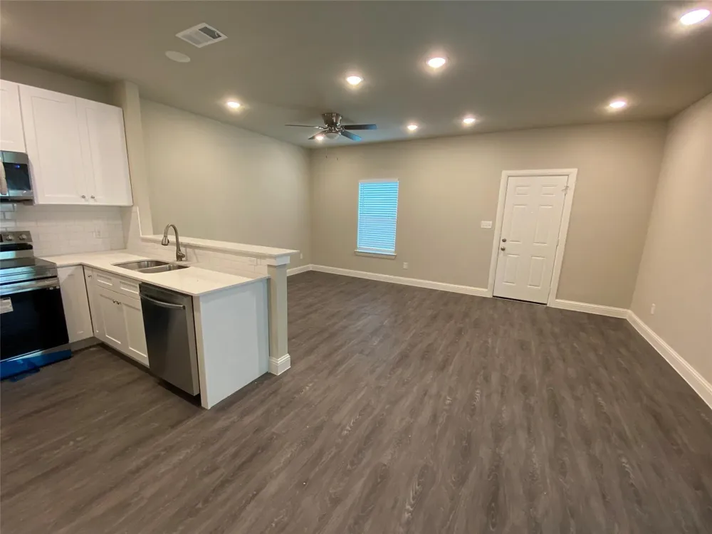 813 W Coffin Street #815 Denison, TX 75020