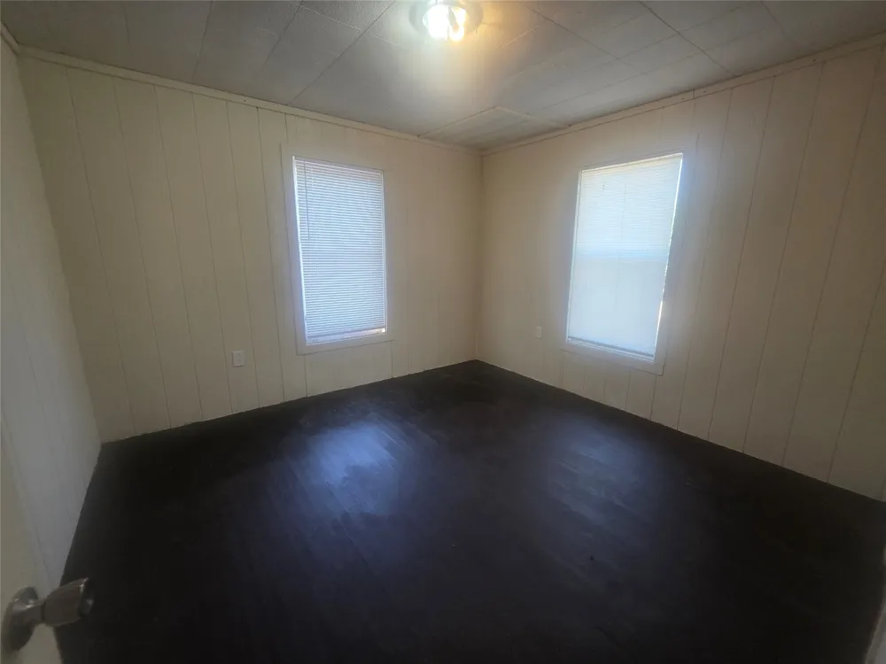 209 Ohio Avenue Graham, TX 76450