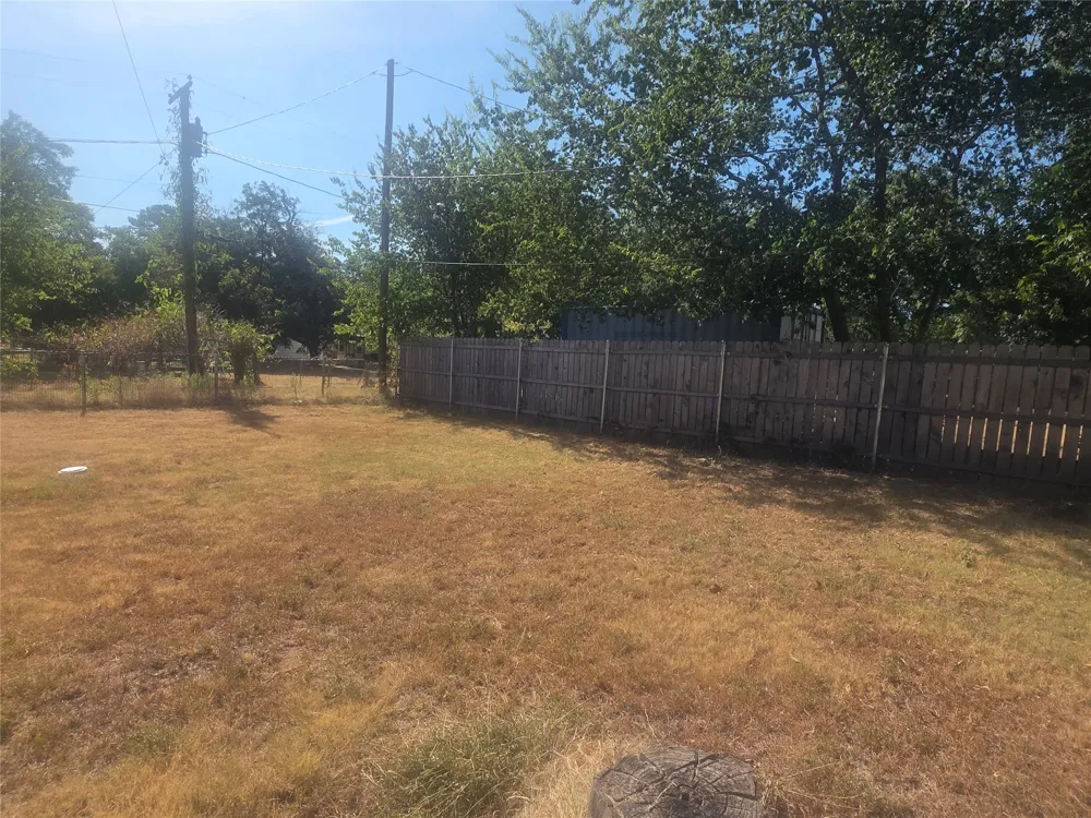 209 Ohio Avenue Graham, TX 76450