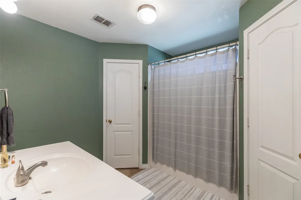 3934 Wake Forest Lane Abilene, TX 79602