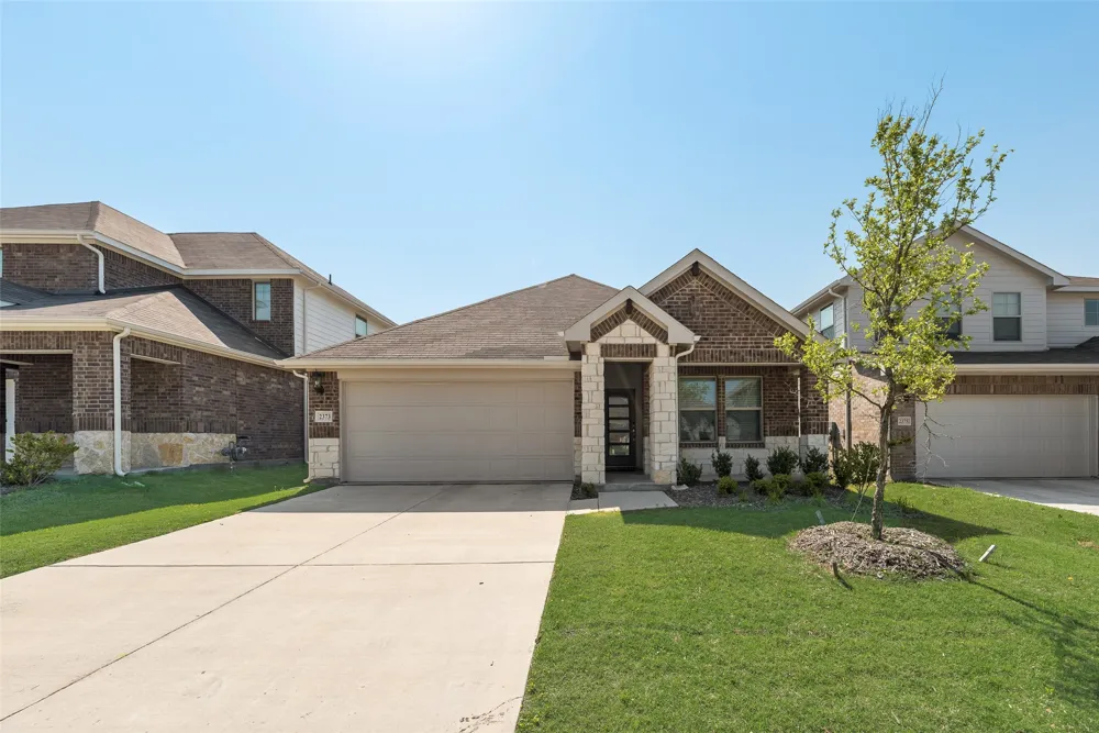2373 Aspen Hill Drive Forney, TX 75126