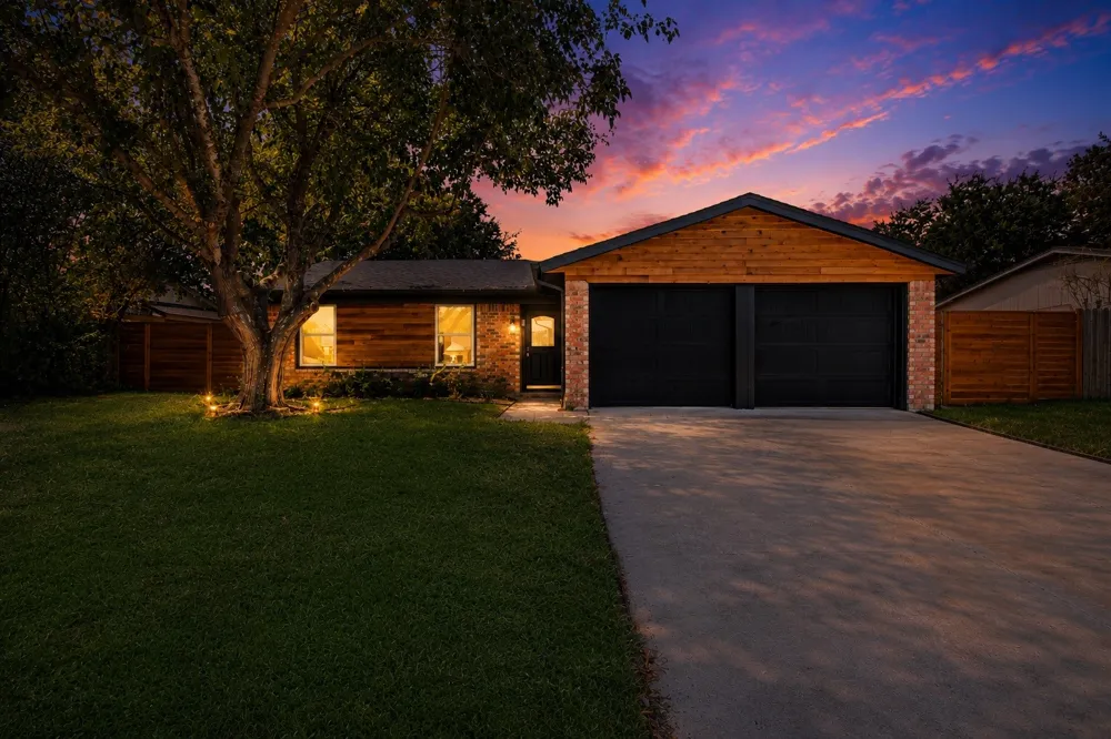 118 Lorie Street Alvarado, TX 76009