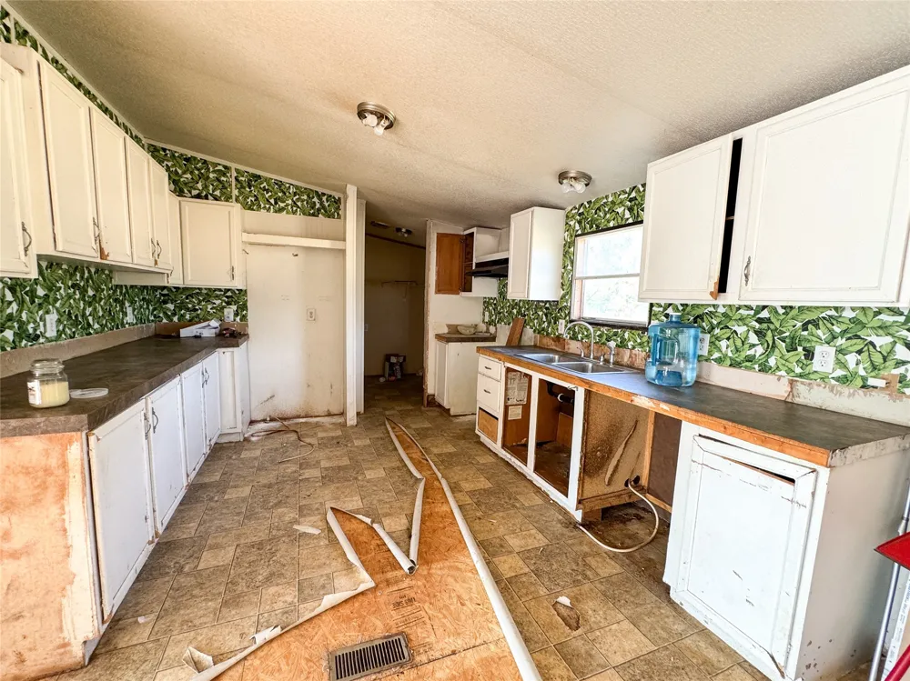 105 Avenue L Haskell, TX 79521