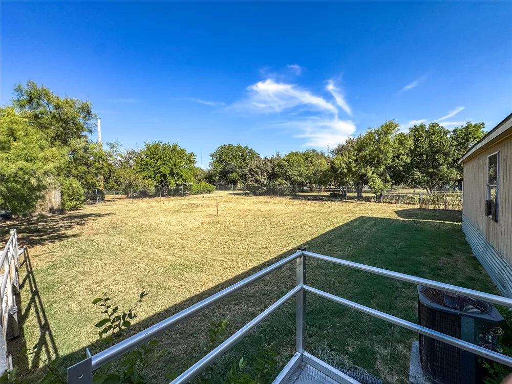 105 Avenue L Haskell, TX 79521