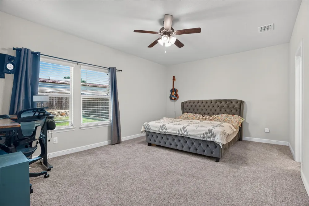1425 Bennett Drive Burleson, TX 76028