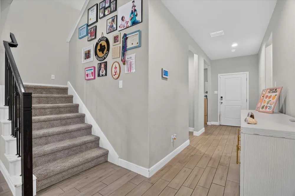 1425 Bennett Drive Burleson, TX 76028
