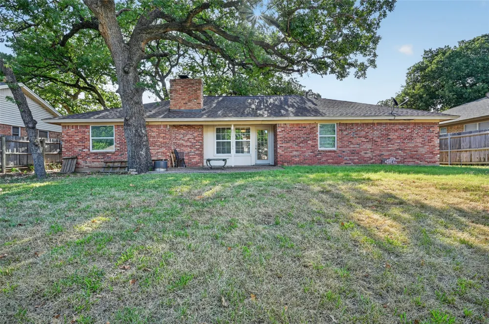 7217 Timberlane Drive North Richland Hills, TX 76182