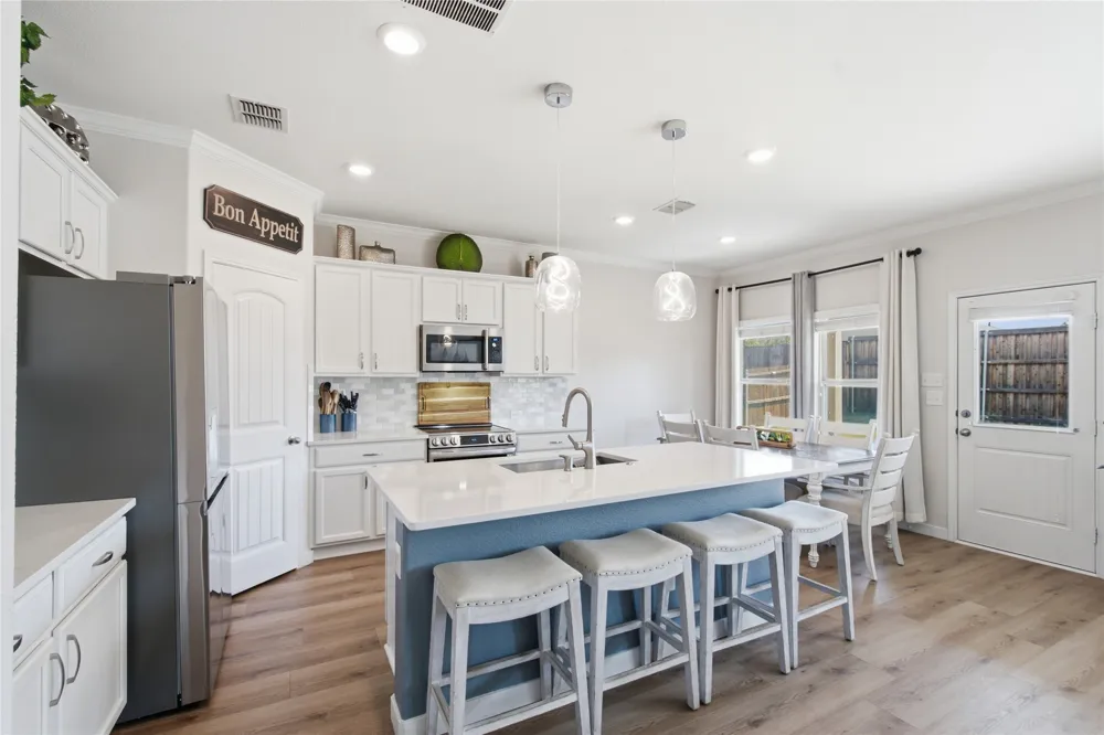 11512 Aquilla Drive Frisco, TX 75036