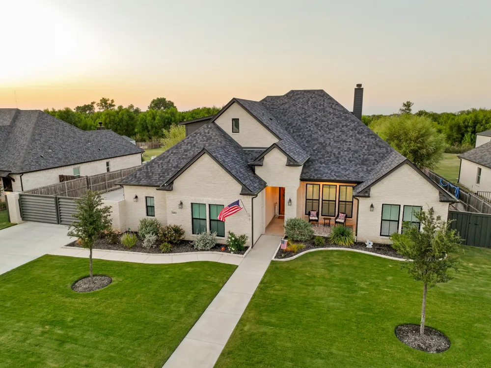 14812 Crystal Spring Drive Justin, TX 76247