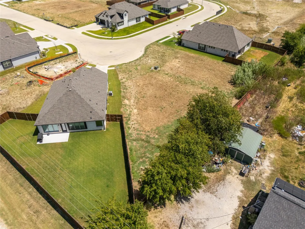 2404 Galaxy Trail Venus, TX 76009