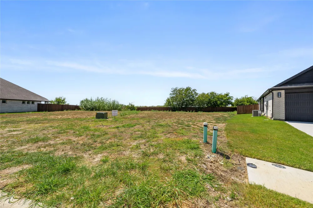 2404 Galaxy Trail Venus, TX 76009