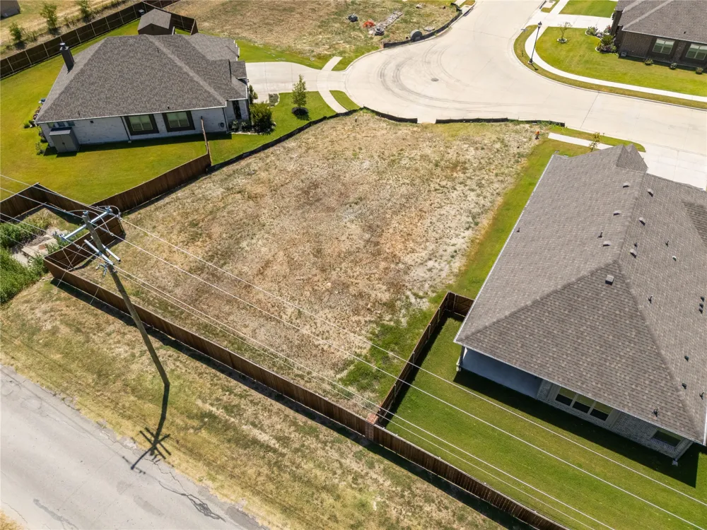 2425 Stardust Trail Venus, TX 76009
