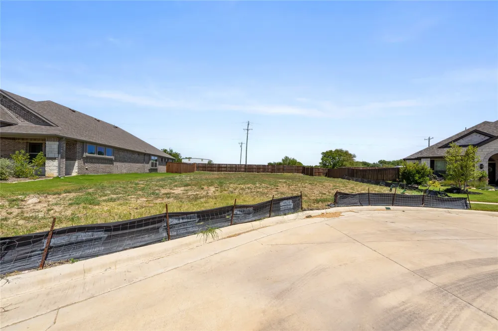 2425 Stardust Trail Venus, TX 76009