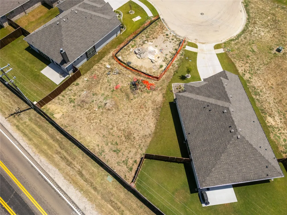 1996 Daybreak Drive Venus, TX 76009