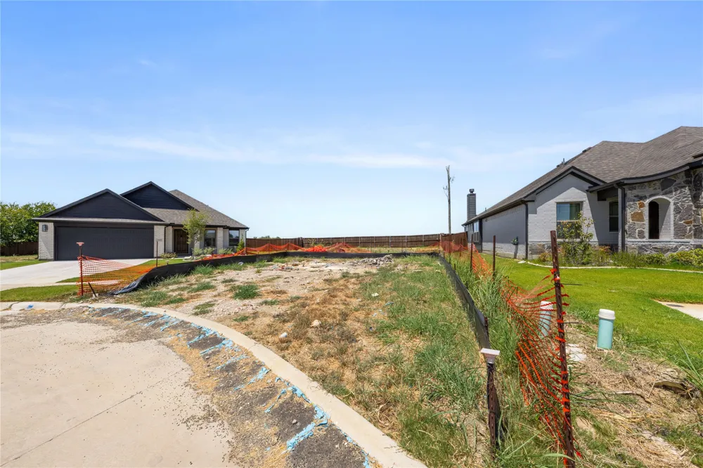 1996 Daybreak Drive Venus, TX 76009