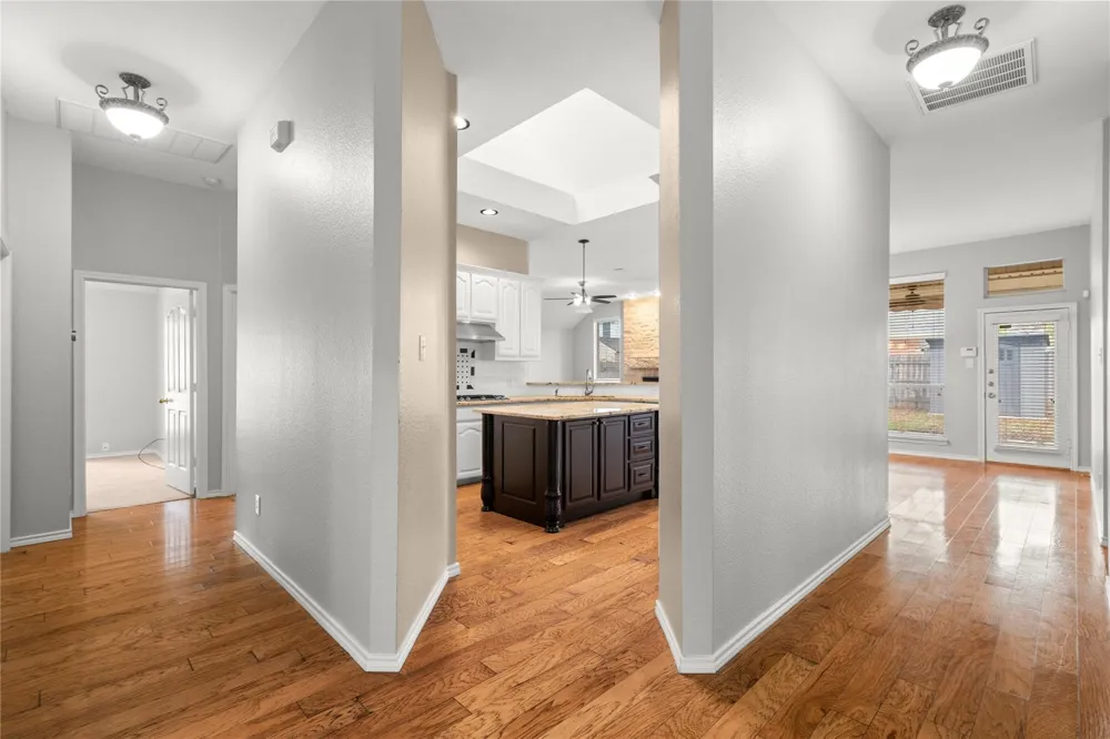 5825 Echo Bluff Drive Haltom City, TX 76137