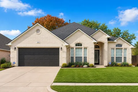 5825 Echo Bluff Drive
