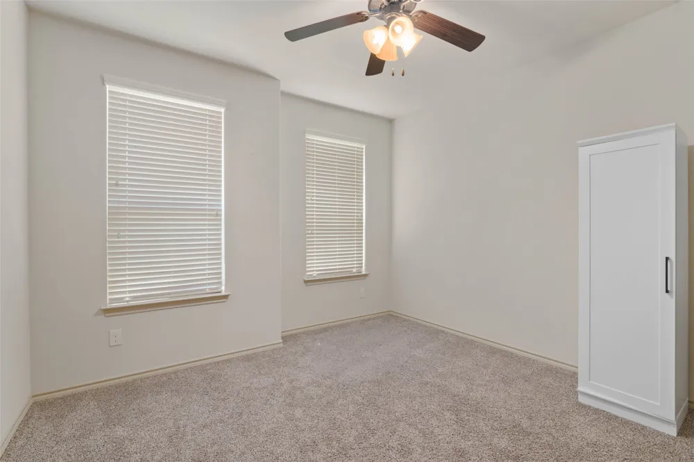 5813 Longmont Drive Denton, TX 76208