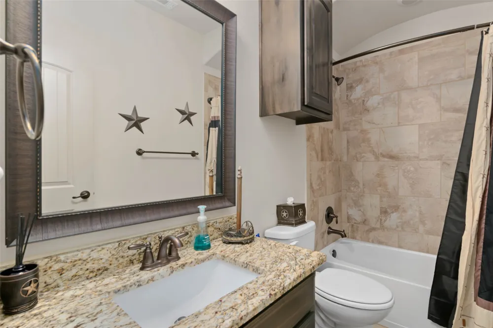 5813 Longmont Drive Denton, TX 76208