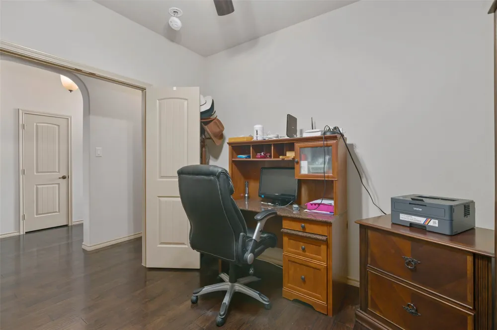 5813 Longmont Drive Denton, TX 76208