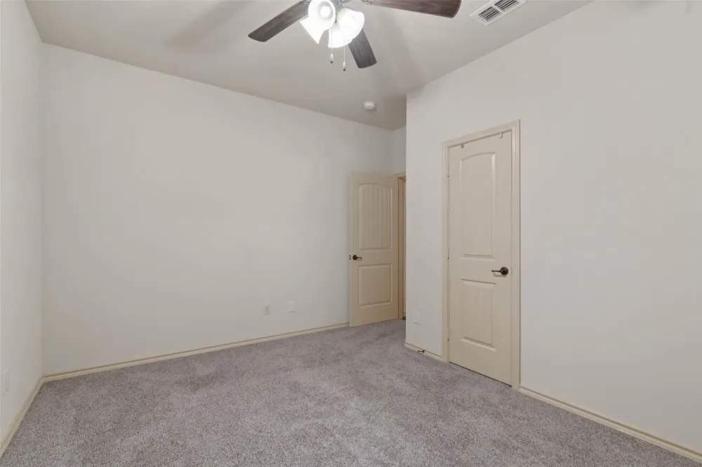5813 Longmont Drive Denton, TX 76208