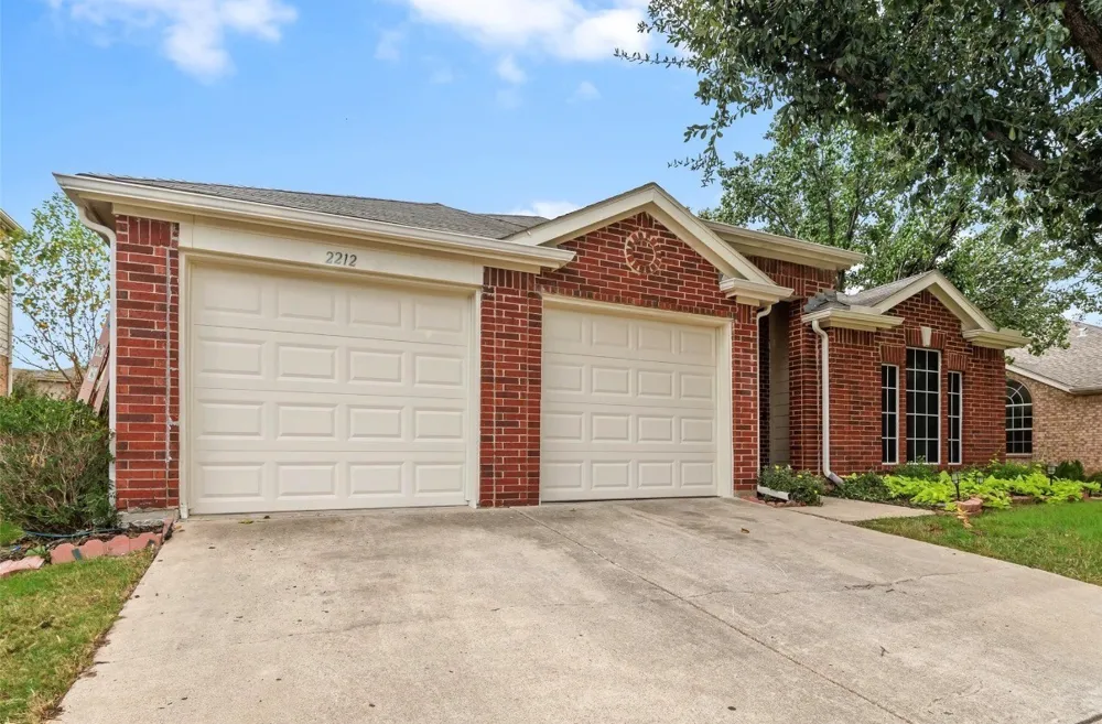 2212 Loon Lake Road Denton, TX 76210