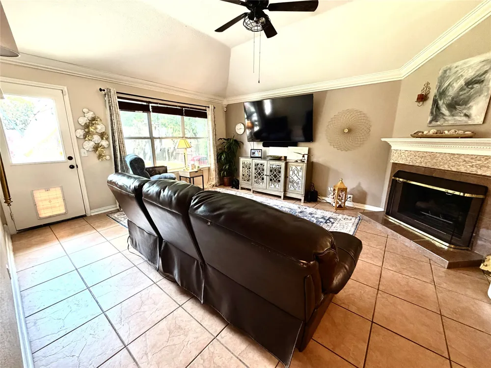 2212 Loon Lake Road Denton, TX 76210