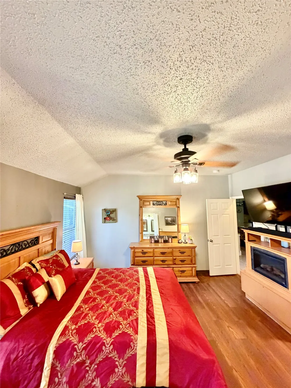 2212 Loon Lake Road Denton, TX 76210