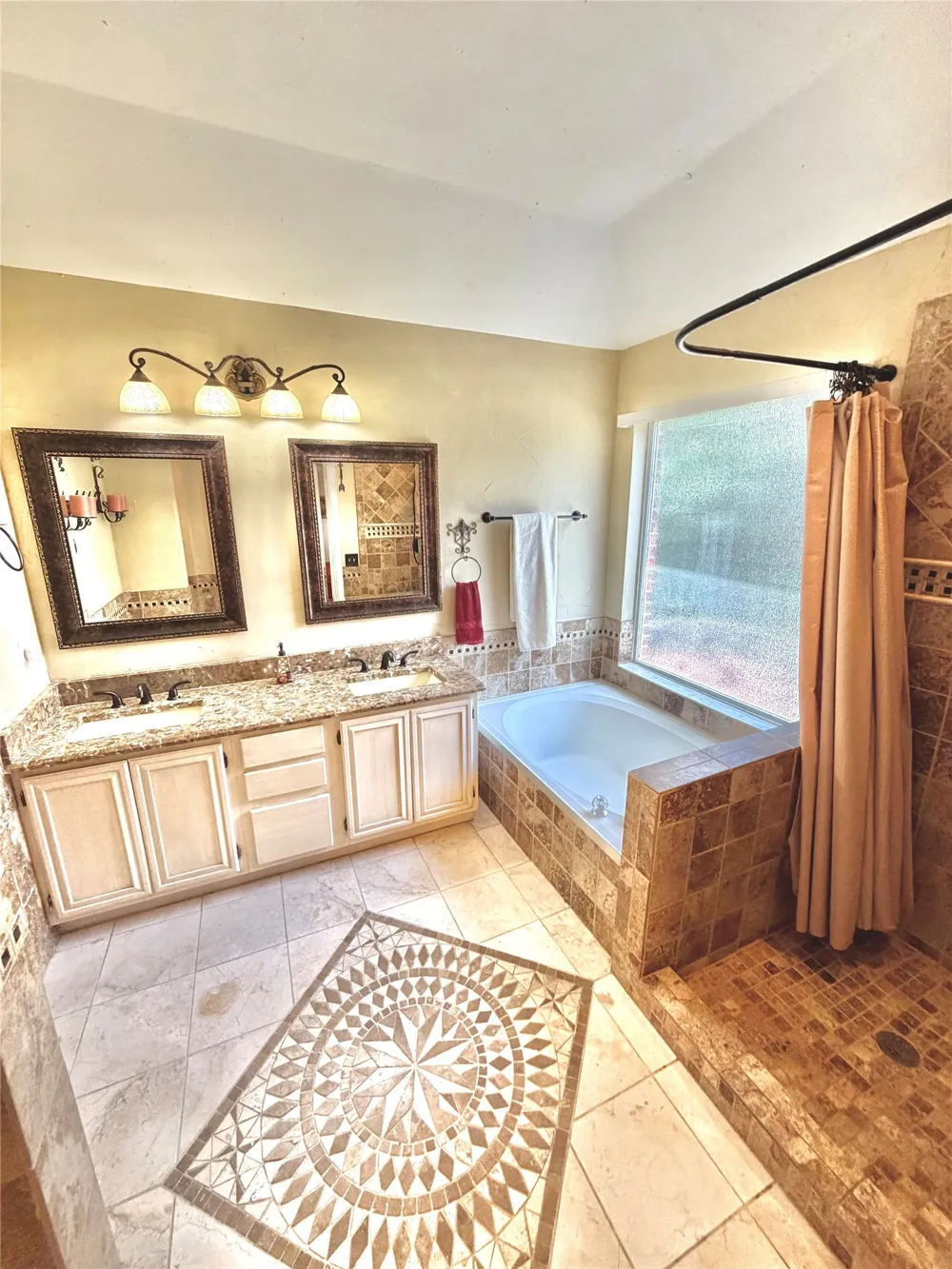 2212 Loon Lake Road Denton, TX 76210