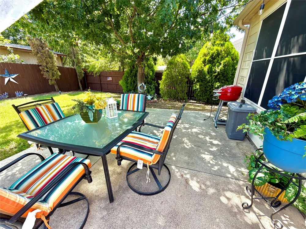 2212 Loon Lake Road Denton, TX 76210