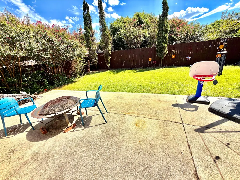 2212 Loon Lake Road Denton, TX 76210
