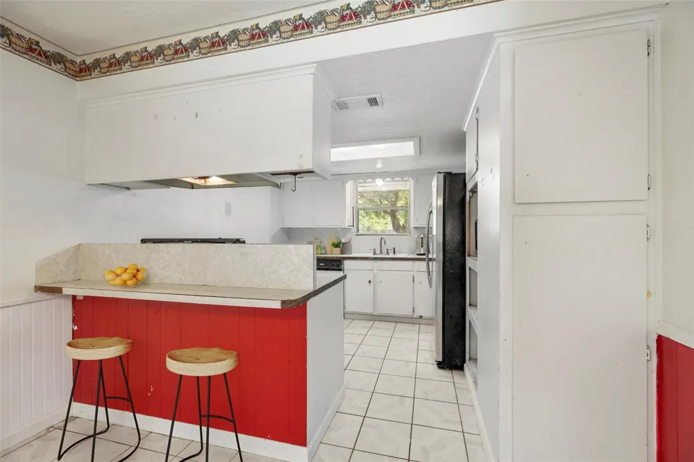 140 Friar Tuck Road Shepherd, TX 77371