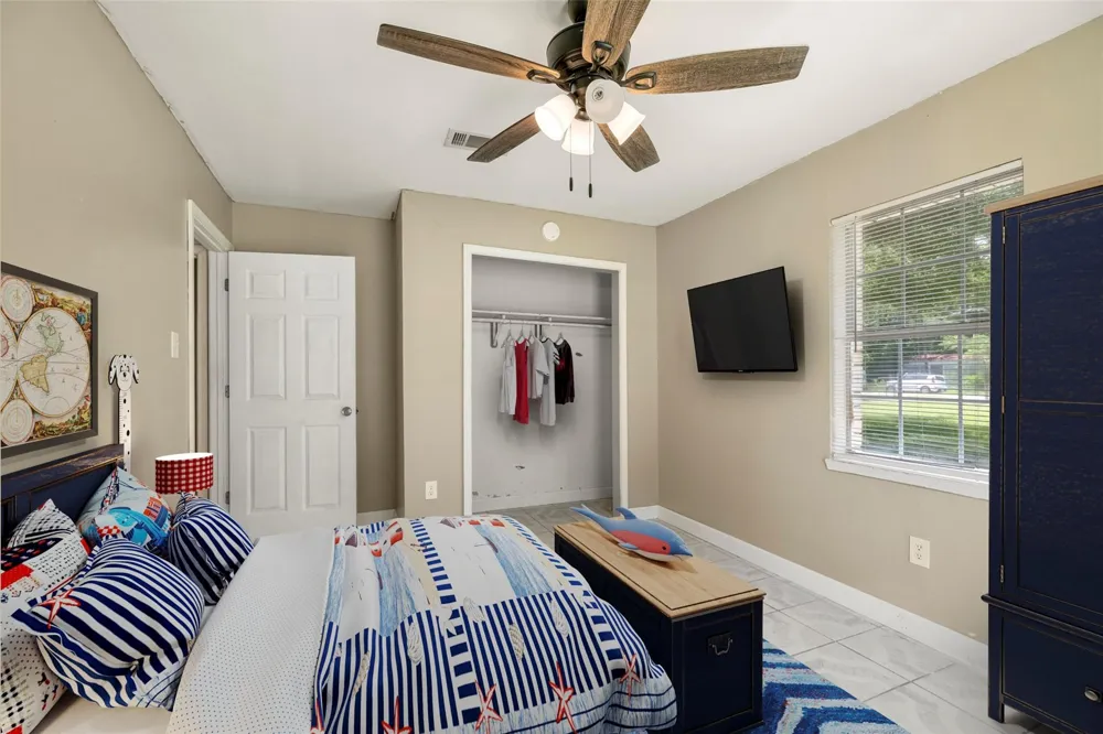 140 Friar Tuck Road Shepherd, TX 77371