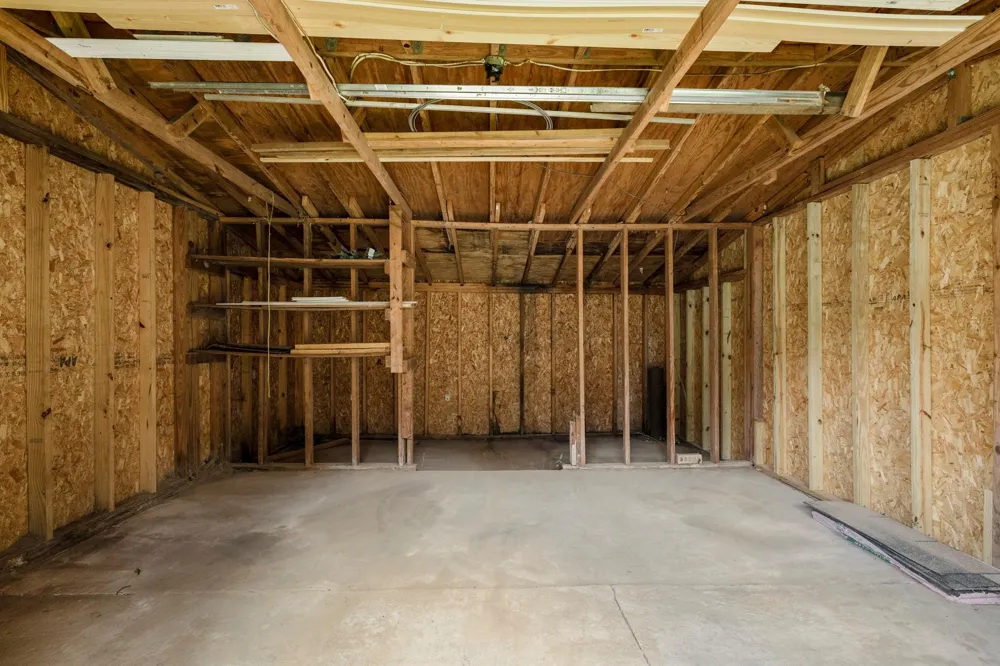 140 Friar Tuck Road Shepherd, TX 77371
