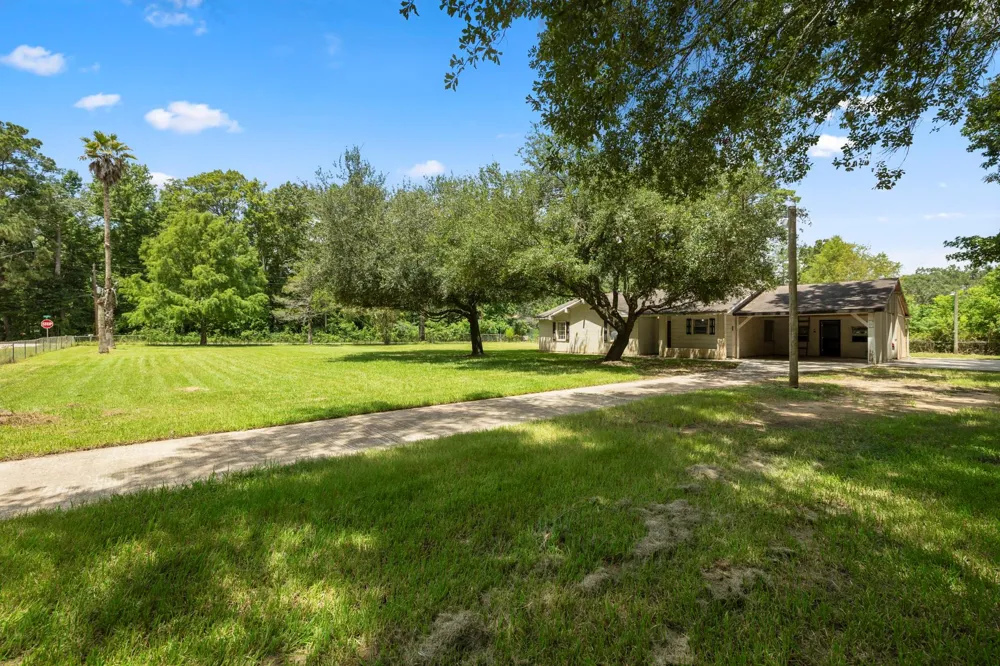 140 Friar Tuck Road Shepherd, TX 77371