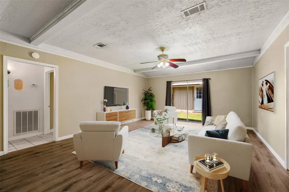 140 Friar Tuck Road Shepherd, TX 77371