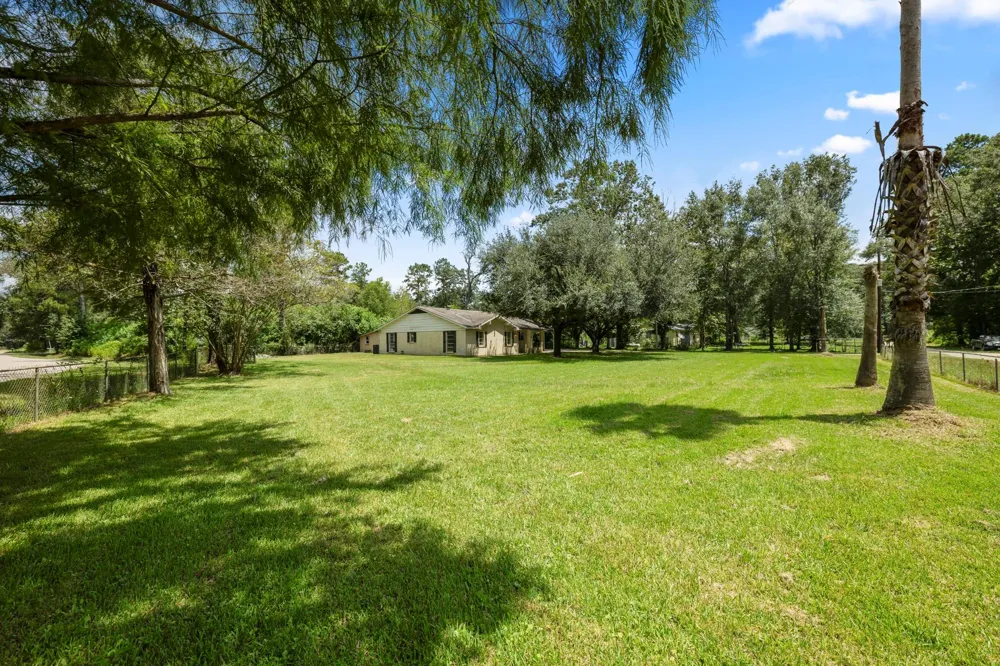 140 Friar Tuck Road Shepherd, TX 77371
